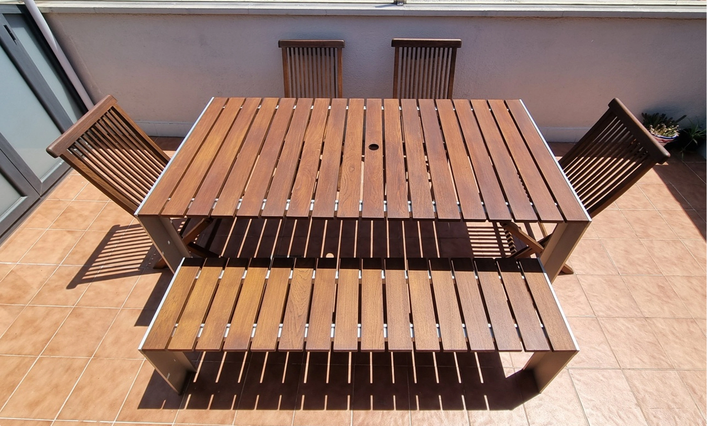 Terrace table